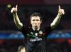 AC Milan's Dutch midfielder Mark Van Bom
