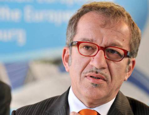 Italian Interior Minister Roberto Maroni