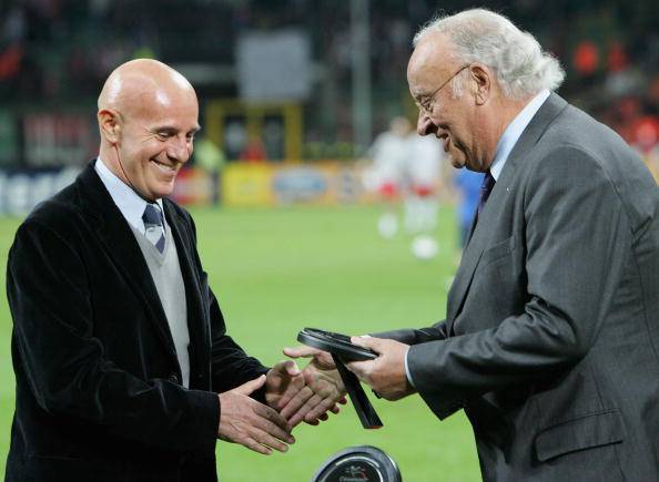 UEFA Champions League: AC Milan v Lyon