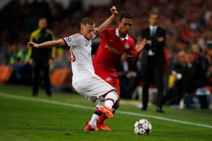 PSV Eindhoven v AC Milan - UEFA Champions League Play-offs: First Leg