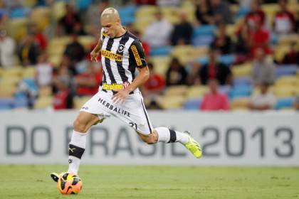 Flamengo v Botafogo - Brazilian Cup 2013