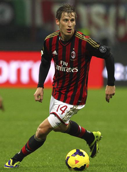 AC Milan v Genoa CFC - Serie A