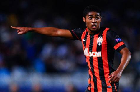 Douglas Costa