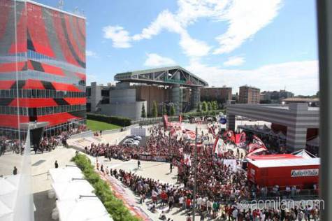 Casa Milan in diretta