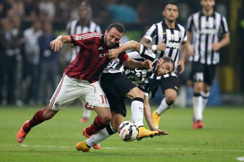 Pazzini vs Marchisio (Getty Images)