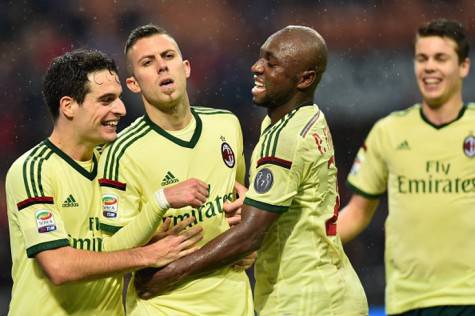 La gioia del Milan dopo il gol di Ménez (Getty Images) 