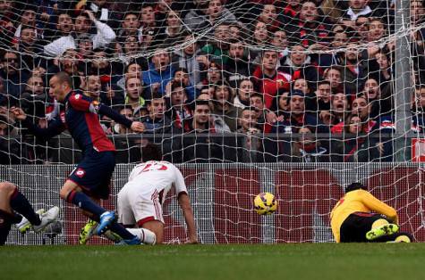 Il gol di Antonelli che stacca su Bonera (Getty Images)