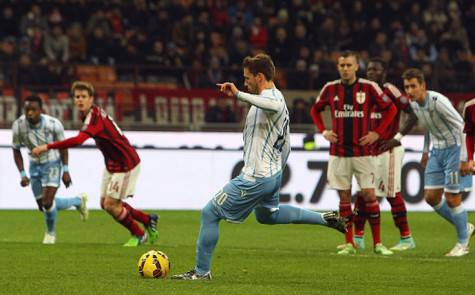 Il rigore decisivo di Biglia (Getty Images)