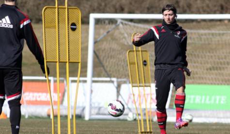 Allenamento a Milanello (acmilan.com)