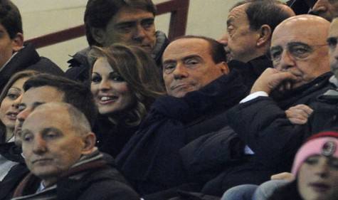 Silvio Berlusconi in tribuna (getty images)