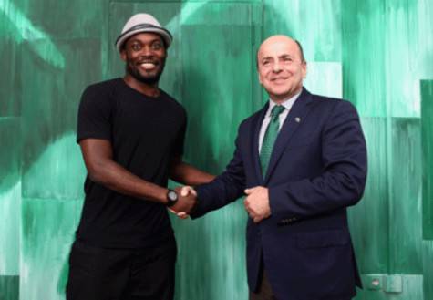 Michel Essien (pao.gr)