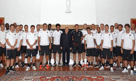 Berlusconi a Milanello (foto acmilan)