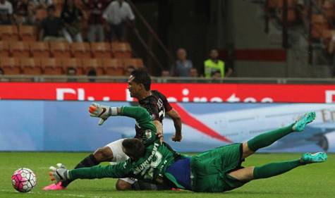 Il gol di Carlos Bacca che batte Skorupski (Getty Images)