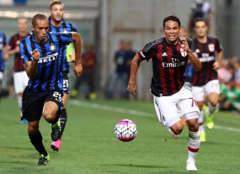 Miranda & Carlos Bacca (foto da La Gazzetta dello Sport)