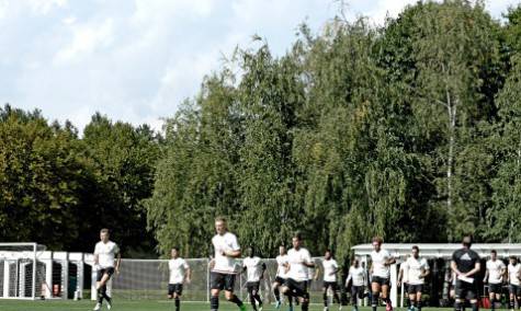 Allenamento a Milanello (foto acmilan.com)