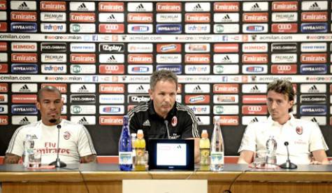 Nigel de Jong, Sinisa Mihajlovic, Riccardo Montolivo (acmilan.com)