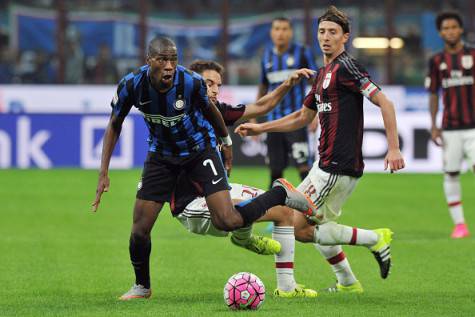 Kondogbia e Riccardo Montolivo (Getty Images)