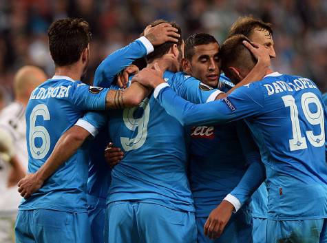 Il Napoli festeggia la vittoria contro il Legia Warszawa (Getty Images)