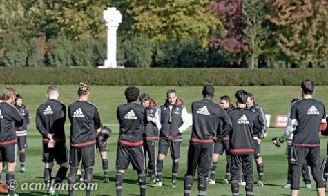 Allenamento a Milanello (foto acmilan.com)