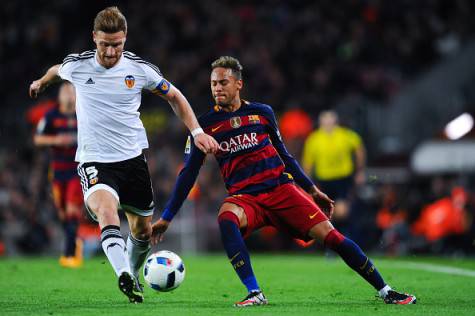 Shkodran Mustafi e Neymar (©getty images)