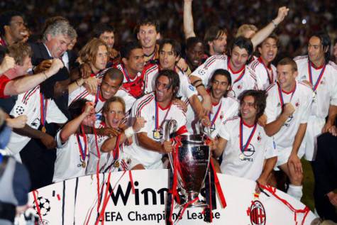 Il Milan celebra la Champions League 2003 (©getty images)