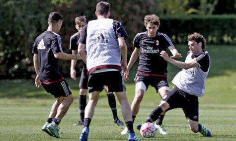 Allenamento a Milanello (foto acmilan.com)