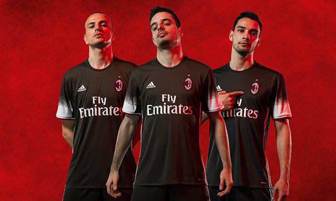 Terza Maglia AC Milan GIACOMO BONAVENTURA Terza Maglia AC Milan GIACOMO BONAVENTURA