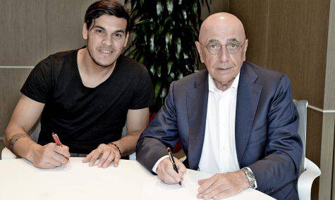 Gustavo Gomez e Adriano Galliani (foto acmilan.com)