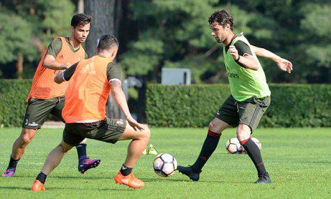 Andrea Poli Suso Gianluca Lapadula