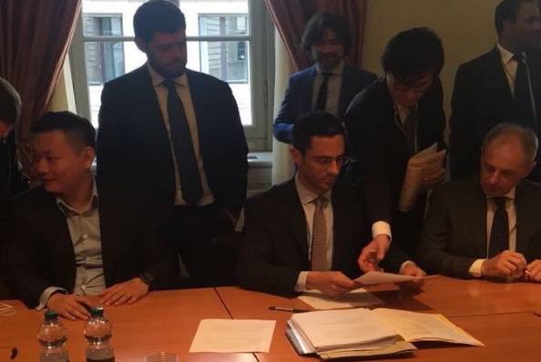 Cessione Milan, closing day: cena di Arcore conclusa - LIVE