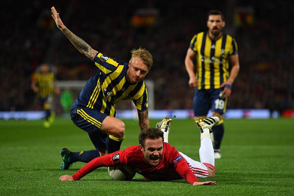 Juan Mata Simon Kjaer 