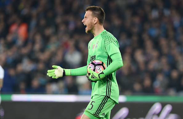 Juve-De Sciglio, si intromette il Napoli Juve-De Sciglio, si intromette il Napoli