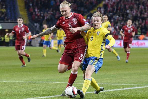 Simon Kjaer Emil Forsberg