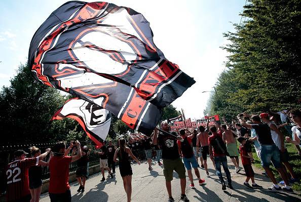 tifosi milanello