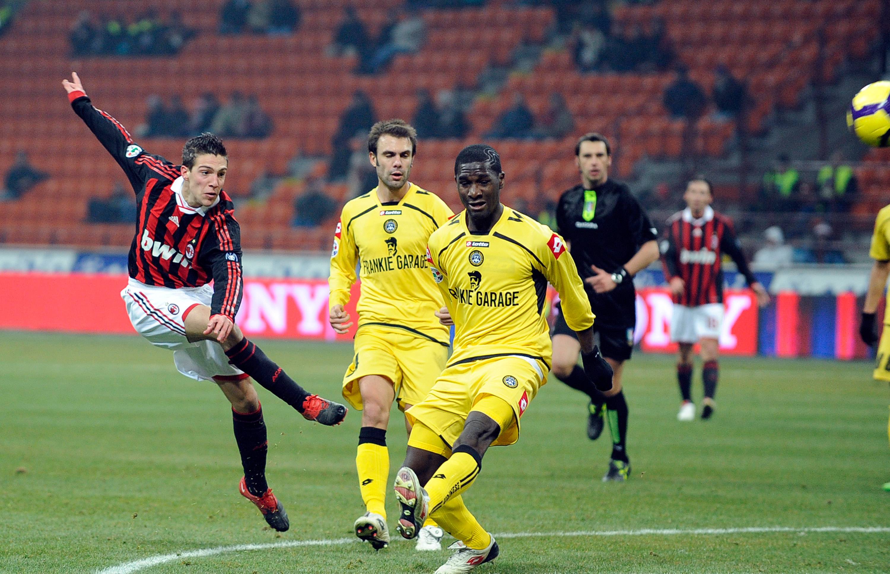 Simone Verdi Cristian Zapata