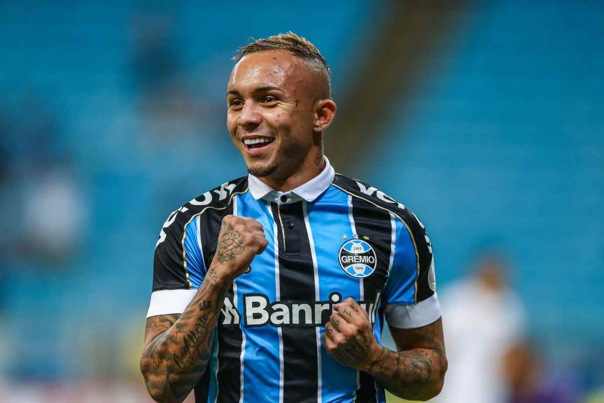 Everton Sousa Soares AC Milan