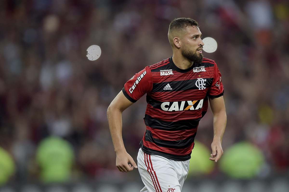 Leo Duarte Flamengo Milan