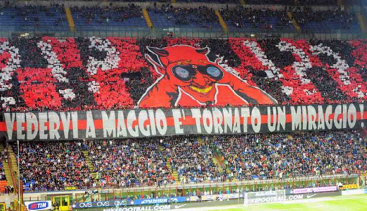 Curva Sud (Vedervi a maggio Ã¨ tornato un miraggio)