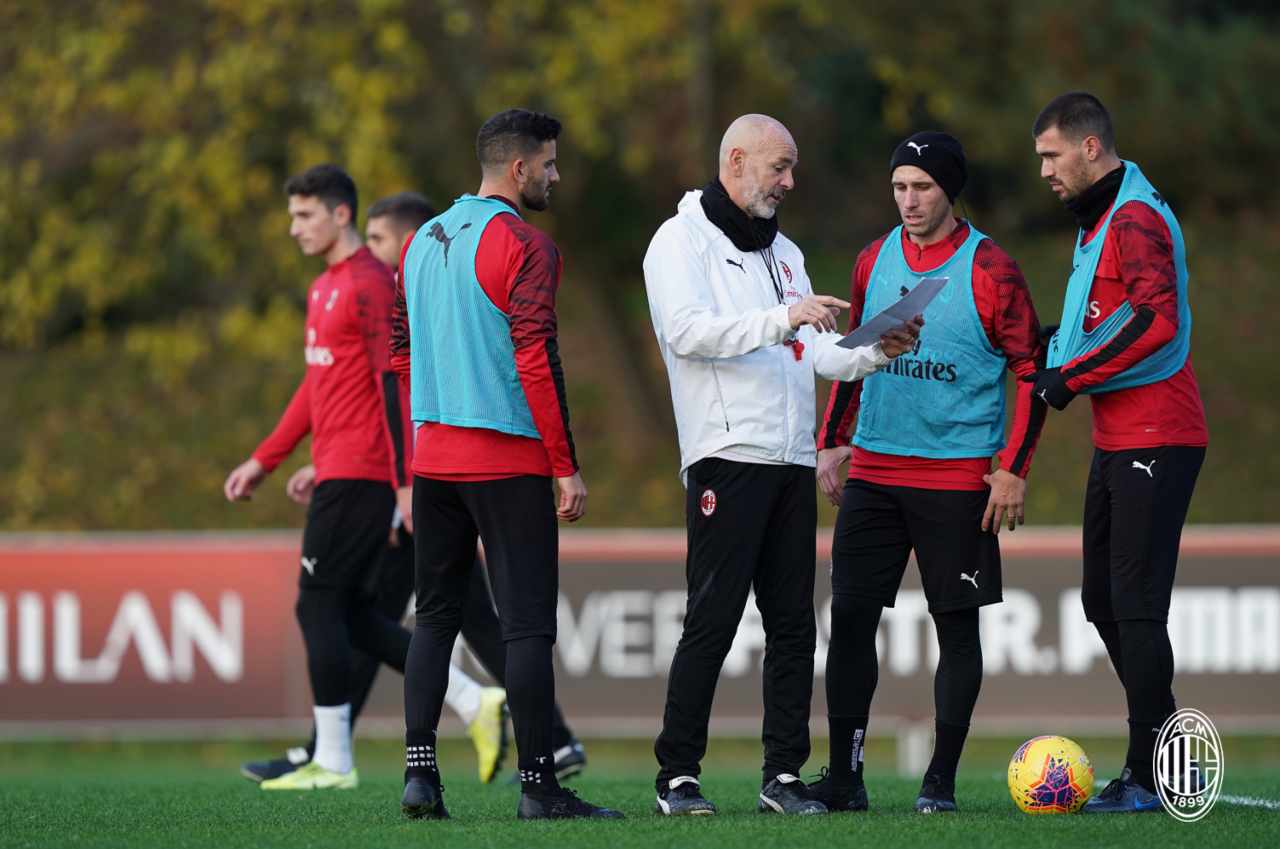 Musacchio Romagnoli Biglia allenamento Milanello