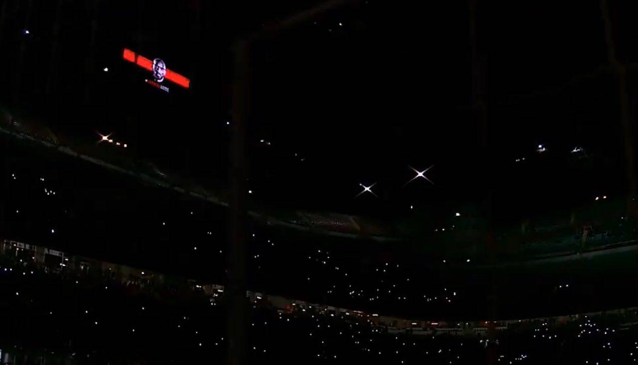 omaggio kobe bryant san siro