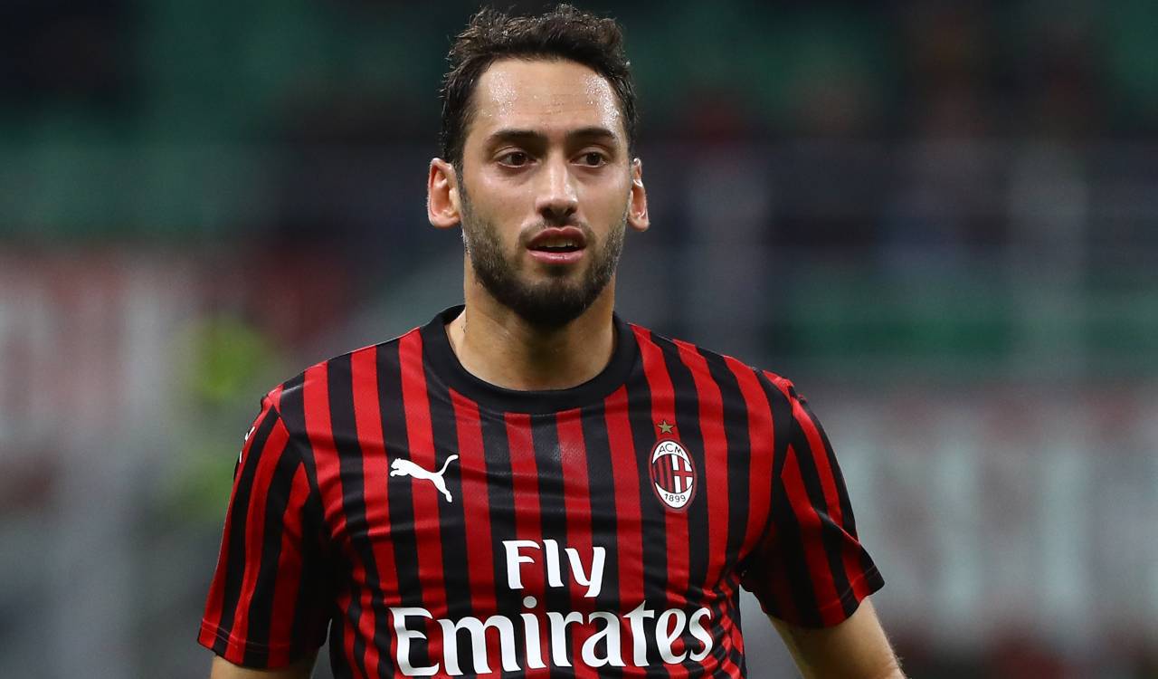 Hakan Calhanoglu Milan