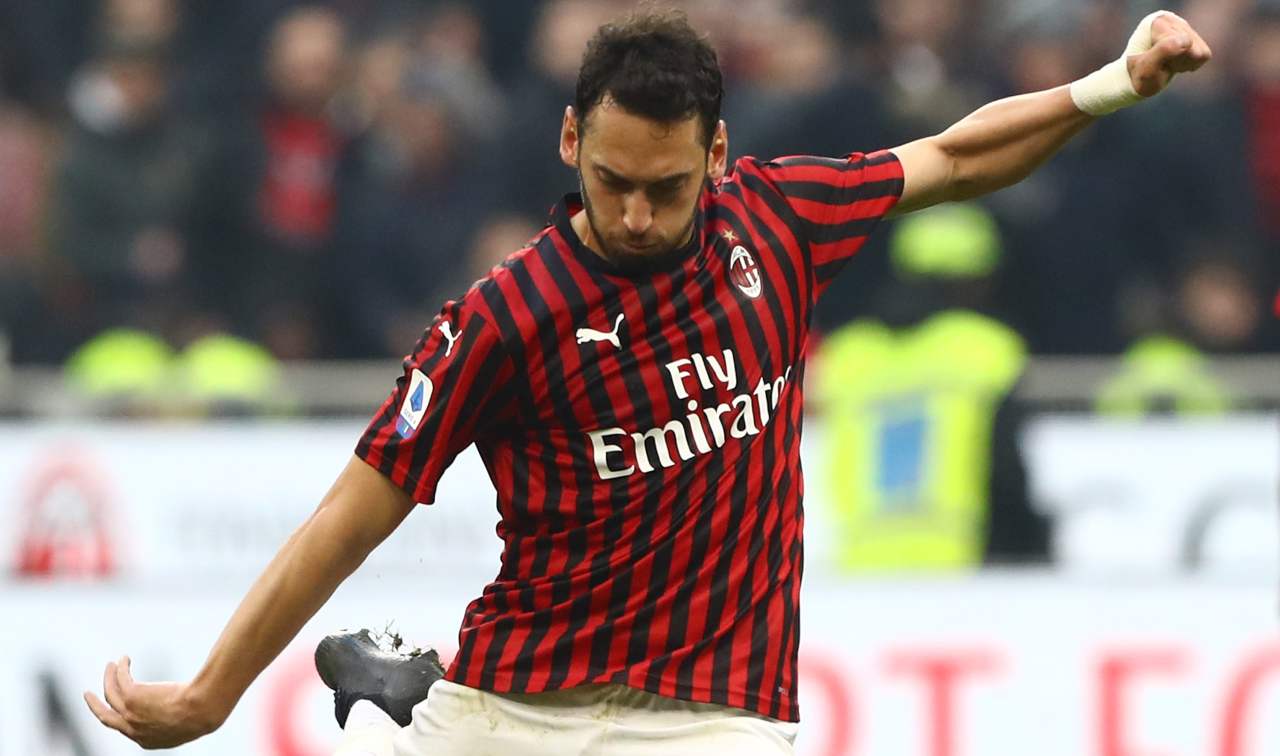 Hakan Calhanoglu Milan