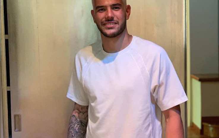 Theo Hernandez nuovo look