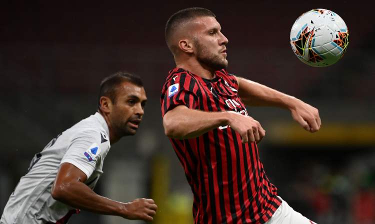 Milan acquisto Rebic ostacolo Fiorentina