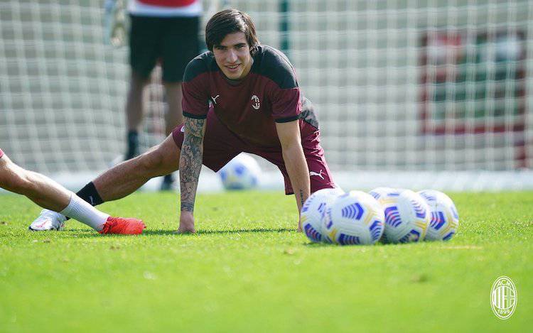 Sandro Tonali allenamento