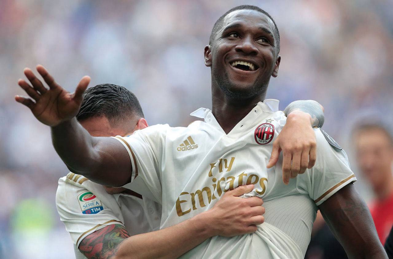 Quattro anni dal gol di Zapata: il Milan ricorda il derby 2017 | VIDEO