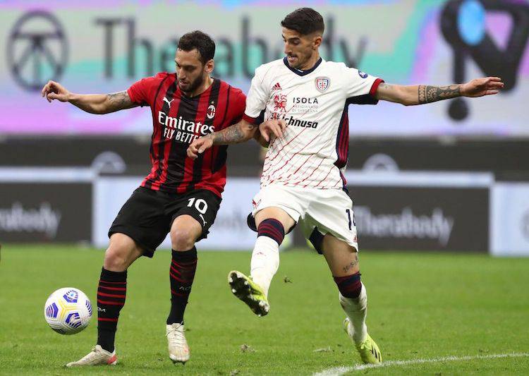 Hakan Calhanoglu