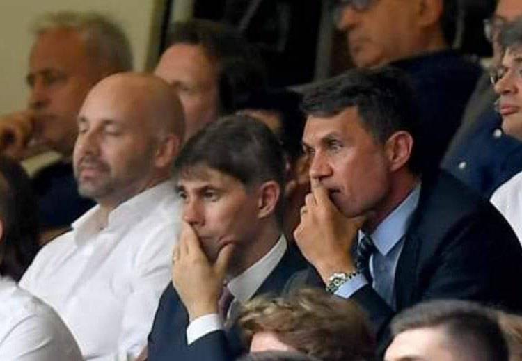 (Maldini e Massara in tribuna)