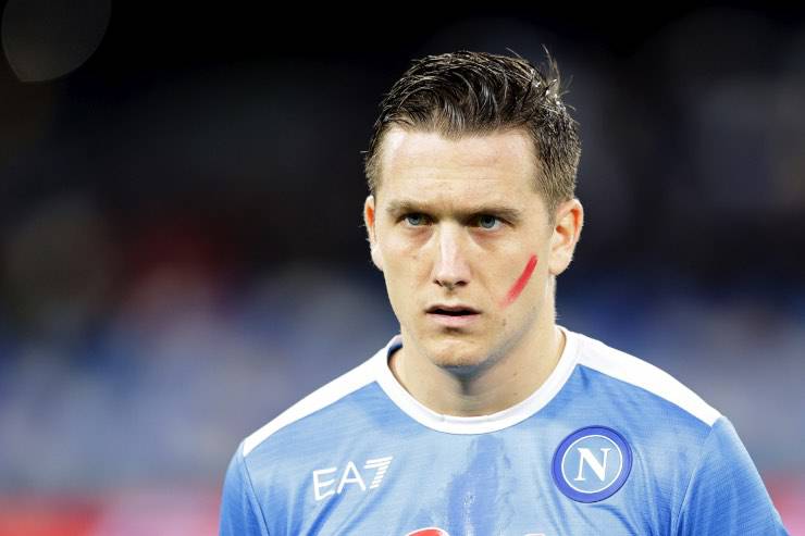 Napoli, problemi respiratori per Zielinski: cosa Ã¨ successo