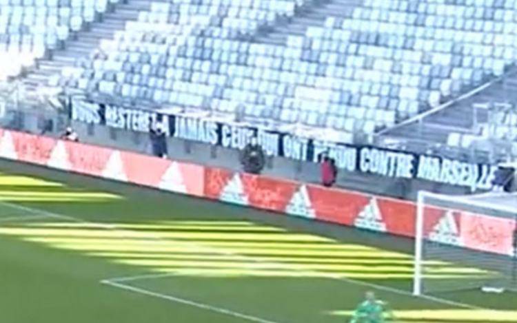 Striscione tifosi Bordeaux